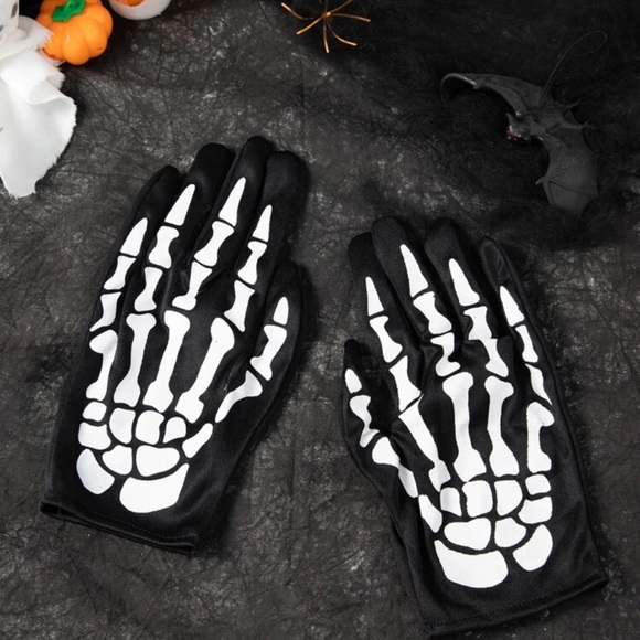 💀 Skeleton Bone Gloves 🦴 - Picture 3 of 10